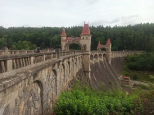 Les Království – přehrada jako z pohádky