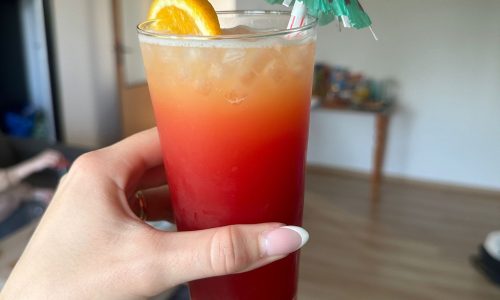 Tequila Sunrise – Oslňující koktejl plný slunce a tropického vzrušení